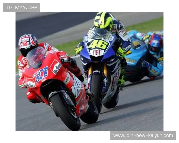 MotoGP直道极速超车震撼镜头——极致速度下的激情瞬间