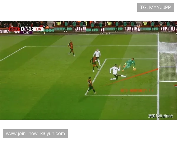 利物浦反击中萨拉赫高速插上踢进世界波